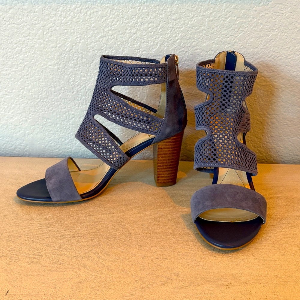 Isola, Kaley-Block Heels Sandal Cutout Perforated Design Blue Suede sz9.5 w/Box
